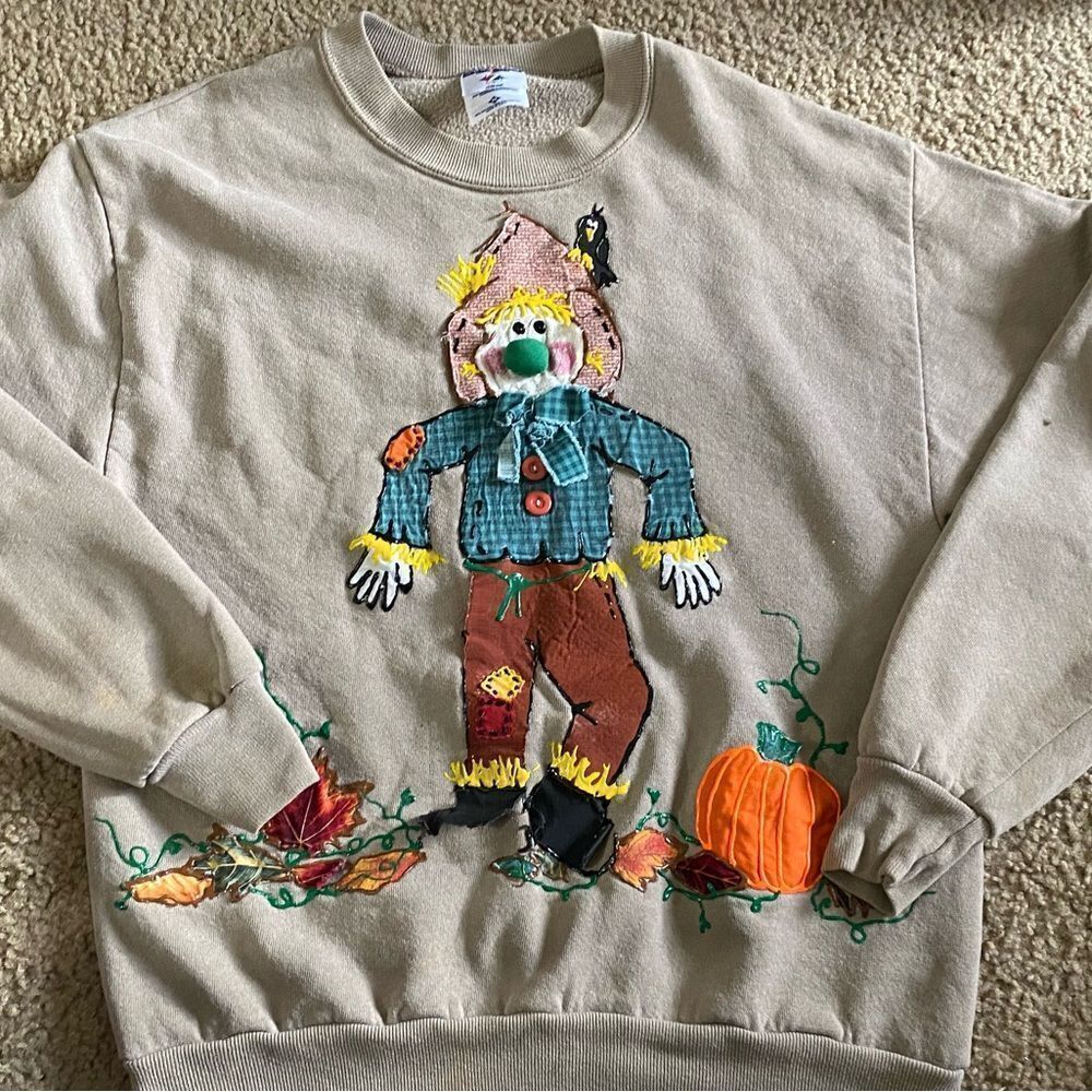Vintage Homemade Scarecrow Fall Halloween Sweatshirt - Picture 1 of 3